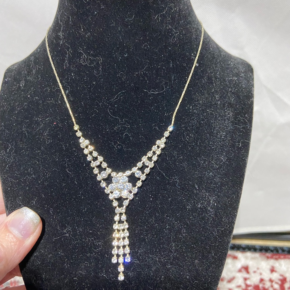 Silver Tone, Vintage Looking, Rhinestone, V-Necklace
